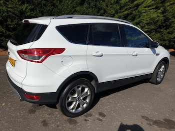 Used Ford Kuga 2015 for sale - 76027818: Photo