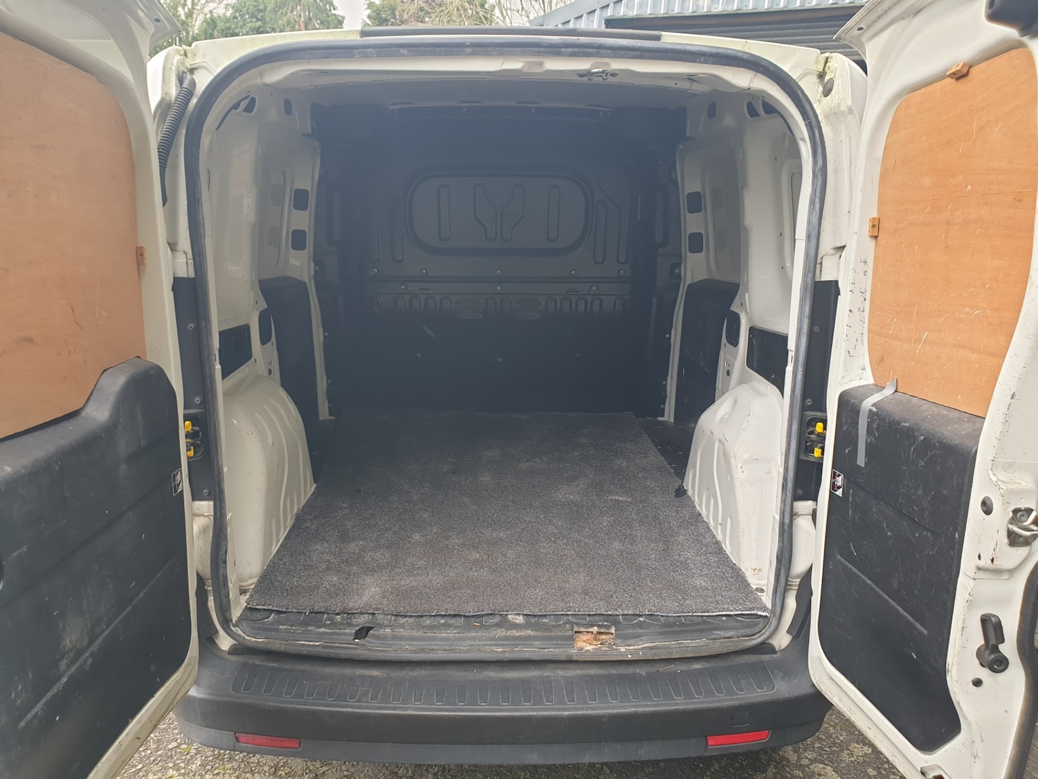 Used Vauxhall Combo 2017 for sale - 78134688: Photo 13