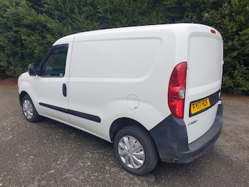 Used Vauxhall Combo 2017 for sale - 78134688: Photo