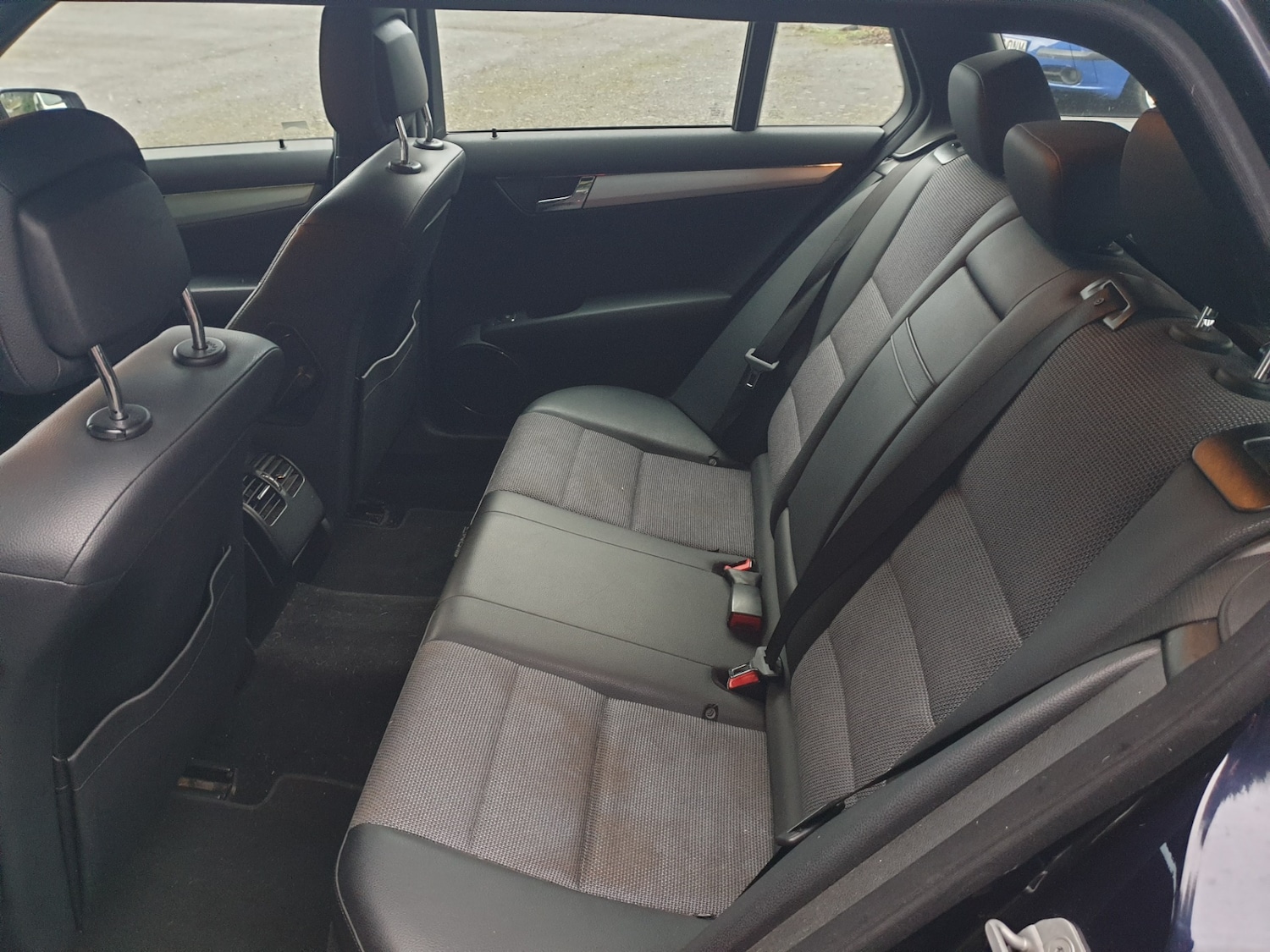 Used Mercedes-Benz C Class 2011 for sale - 77303814: Photo 12