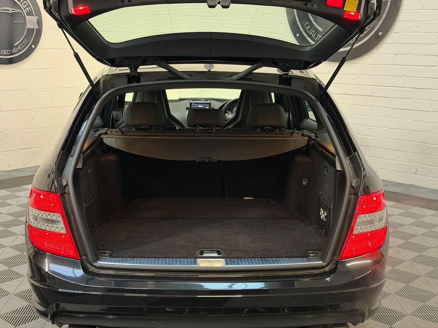 Used Mercedes-Benz C Class 2023 for sale - 77804978: Photo 21