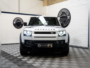 Used Land Rover Defender 2024 for sale - 78266802: Photo