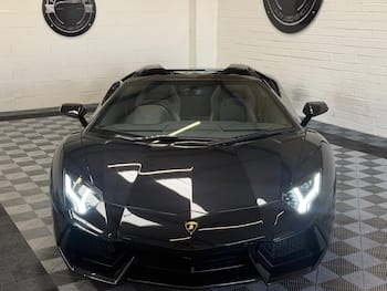 Used Lamborghini Aventador 2015 for sale - 79874355: Photo