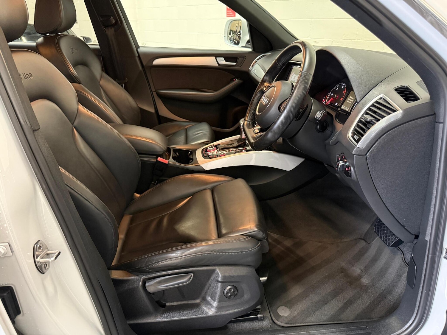 Used Audi Q5 2015 for sale - 76690926: Photo 11