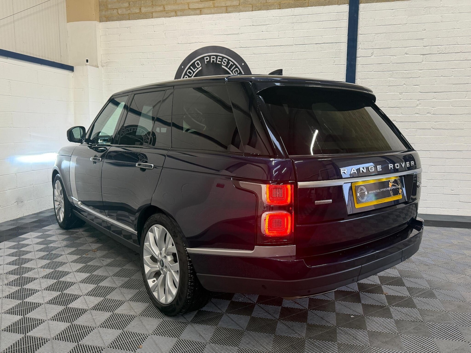 Used Land Rover Range Rover 2018 for sale - 77125230: Photo 2