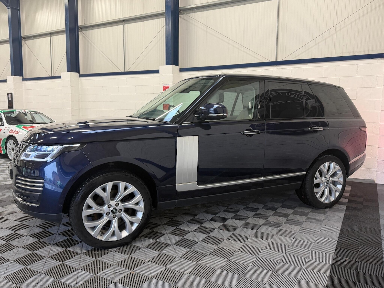 Used Land Rover Range Rover 2018 for sale - 77125230: Photo 4