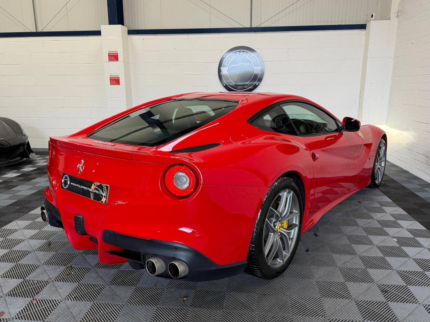 Used Ferrari F12 Berlinetta 2015 for sale - 76854950: Photo 25