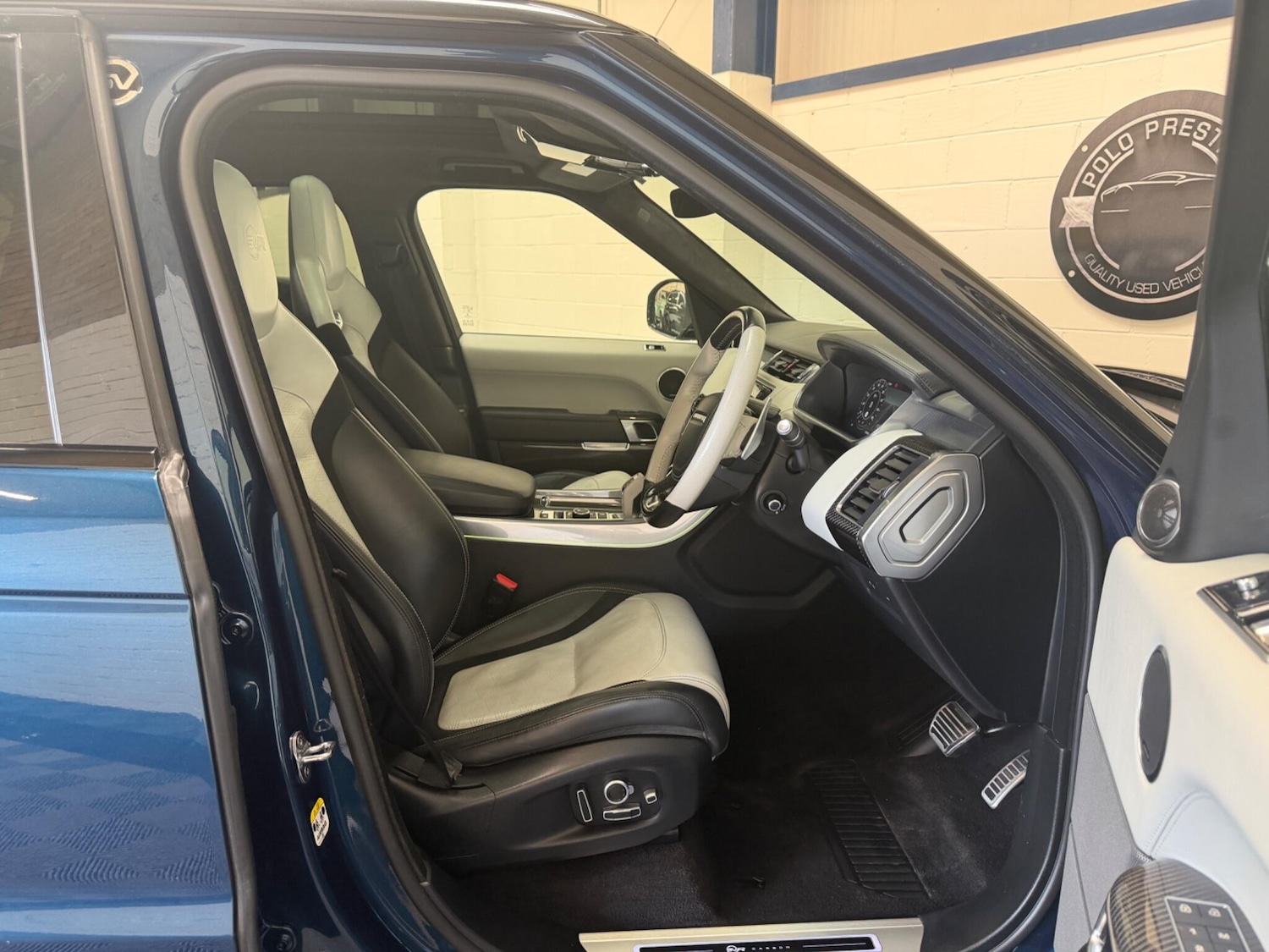 Used Land Rover Range Rover Sport 2021 for sale - 77641771: Photo 10