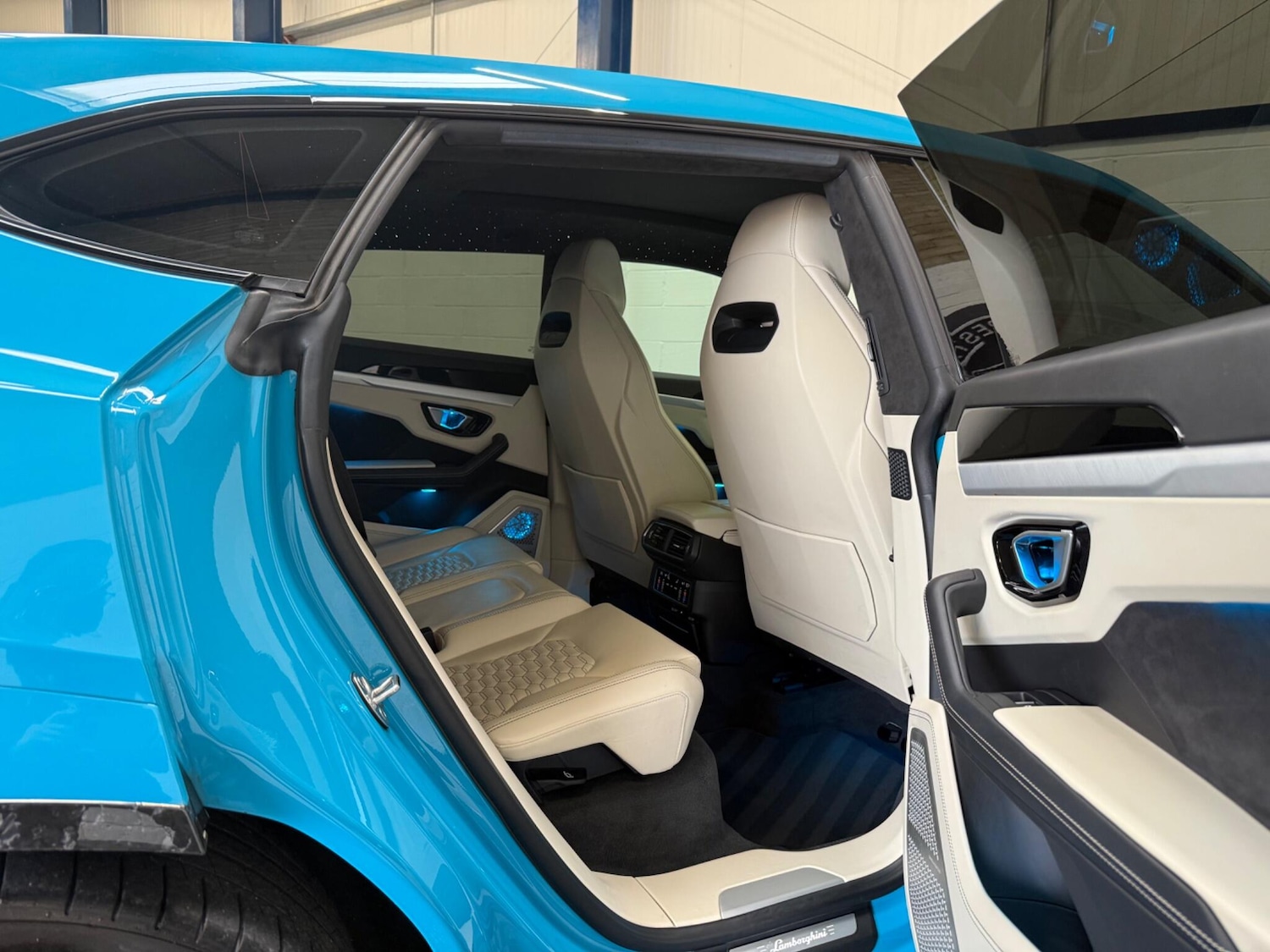 Used Lamborghini Urus 2020 for sale - 76690933: Photo 27