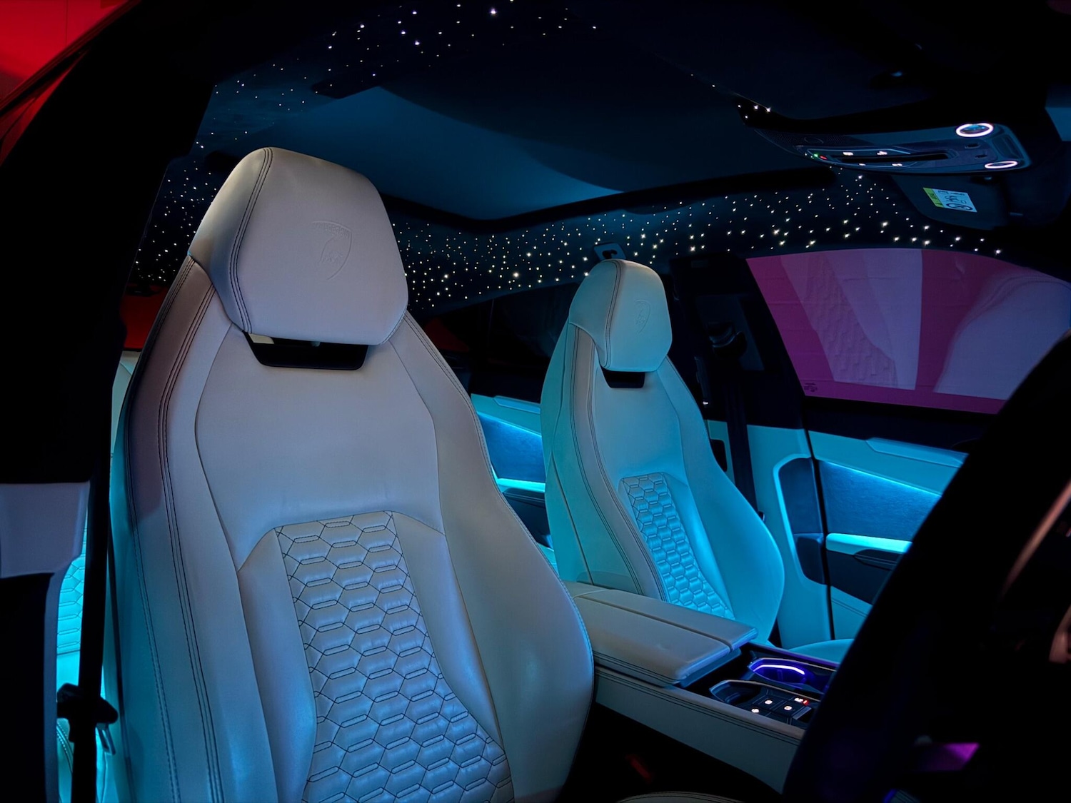 Used Lamborghini Urus 2020 for sale - 76690933: Photo 3