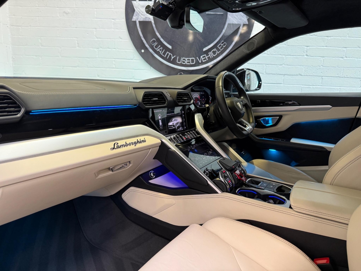 Used Lamborghini Urus 2020 for sale - 76690933: Photo 5