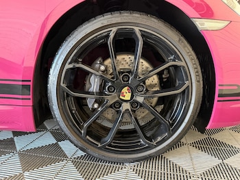 Used Porsche 718 Cayman 2024 for sale - 76896430: Photo