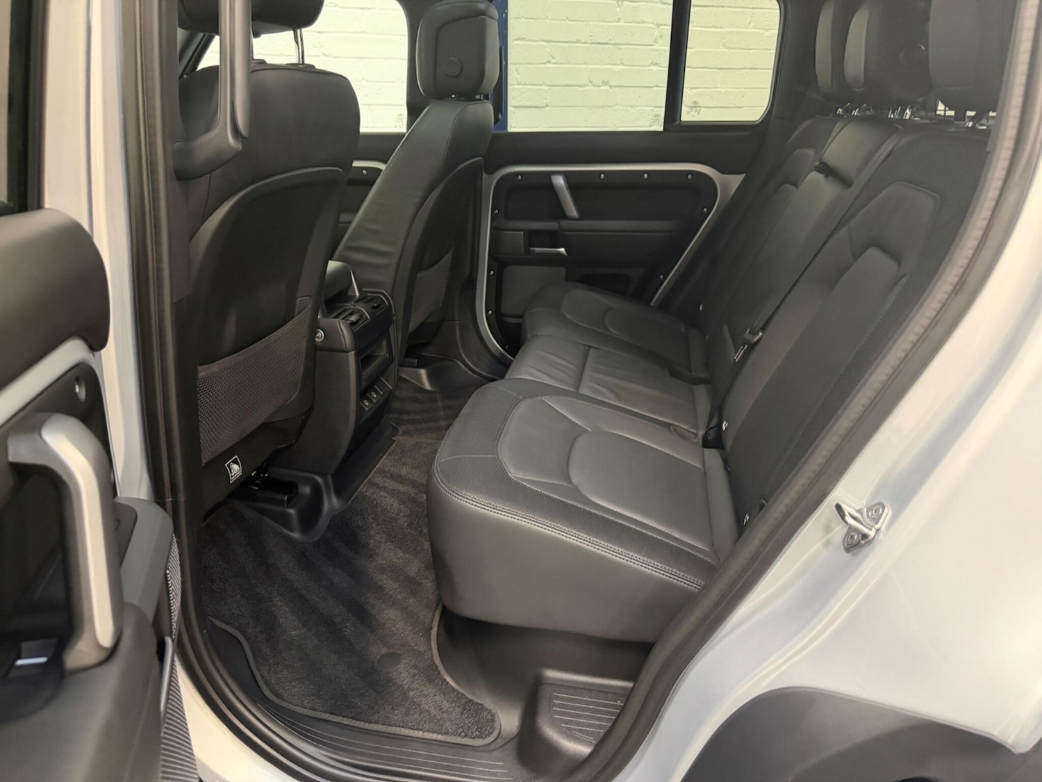 Used Land Rover Defender 2024 for sale - 77421223: Photo 20