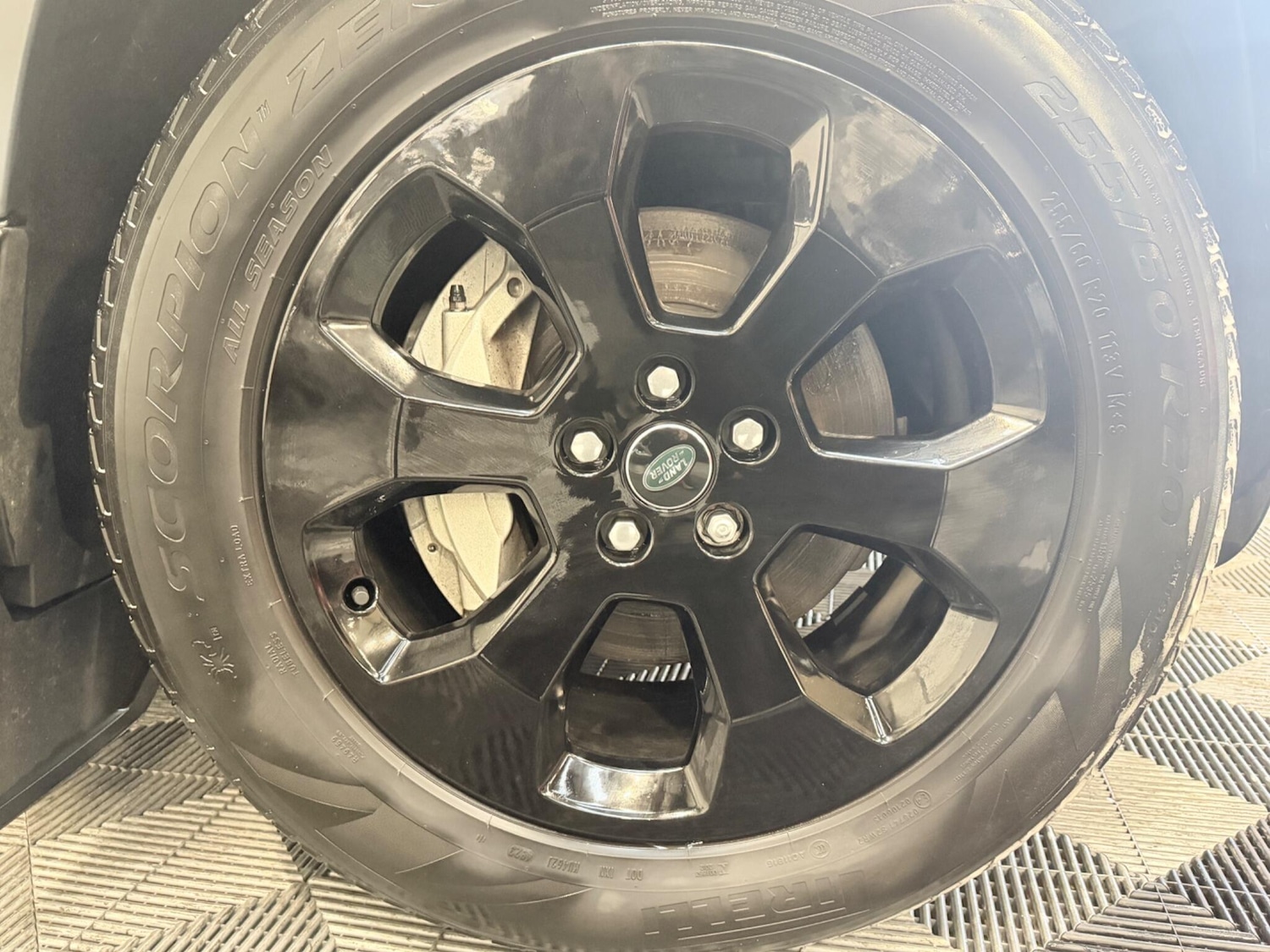 Used Land Rover Defender 2024 for sale - 77421223: Photo 23