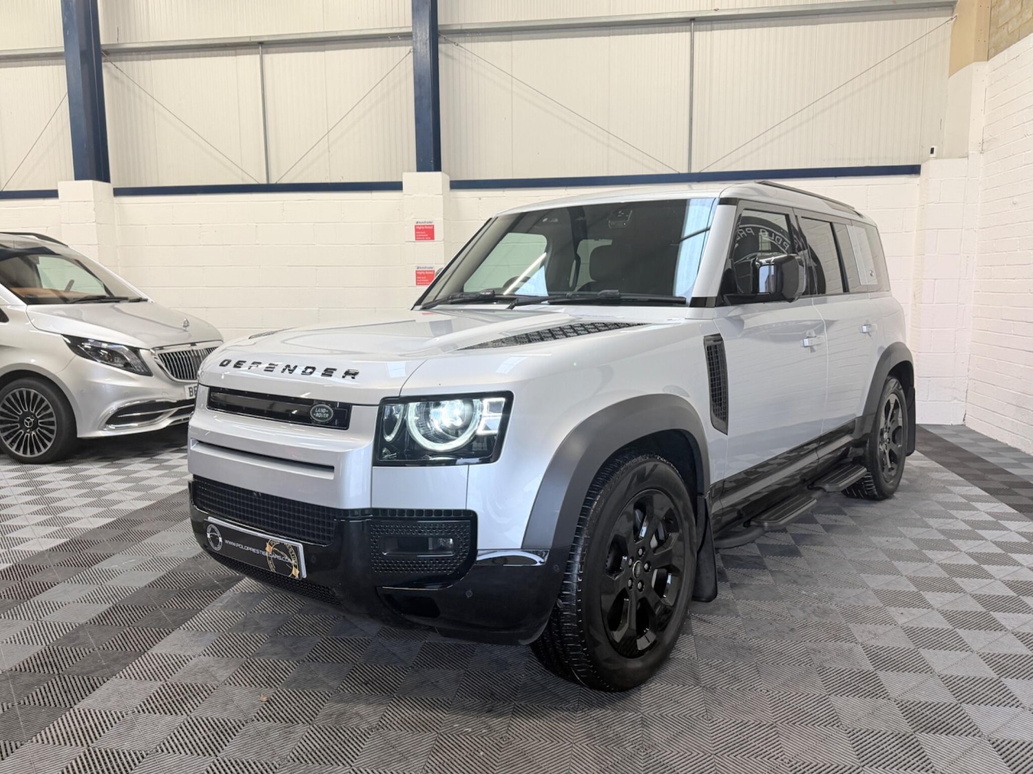 Used Land Rover Defender 2024 for sale - 77421223: Photo 6