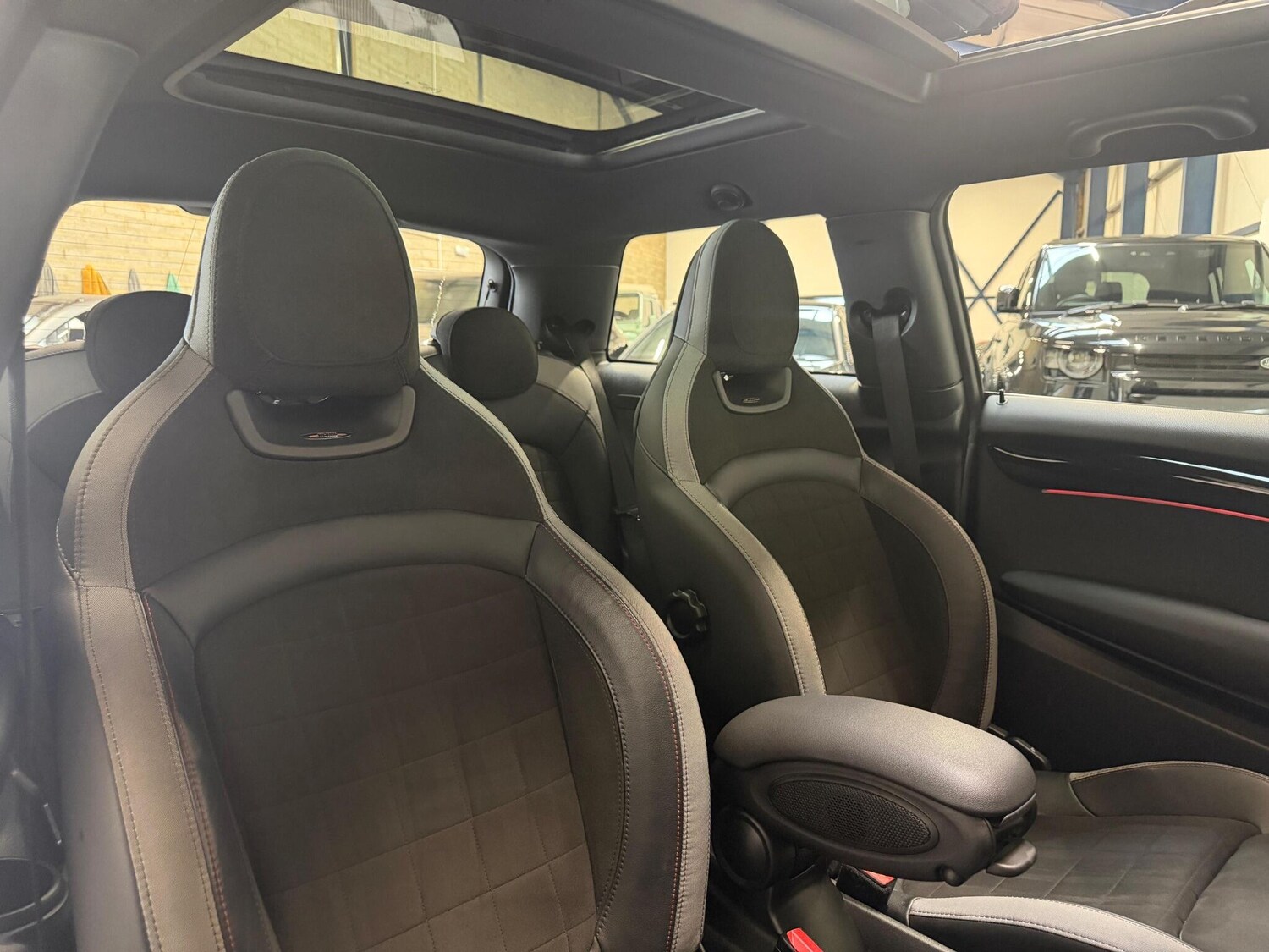 Used MINI Hatch 2023 for sale - 77901852: Photo 19