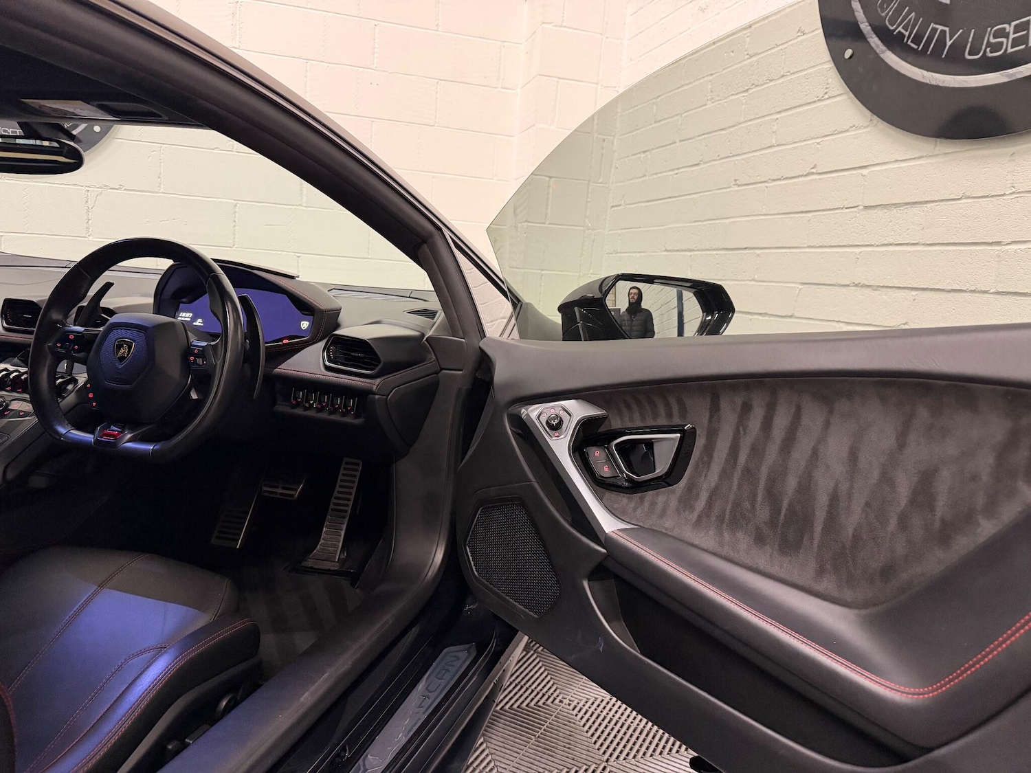 Used Lamborghini Huracan for sale - 76767443: Photo 24