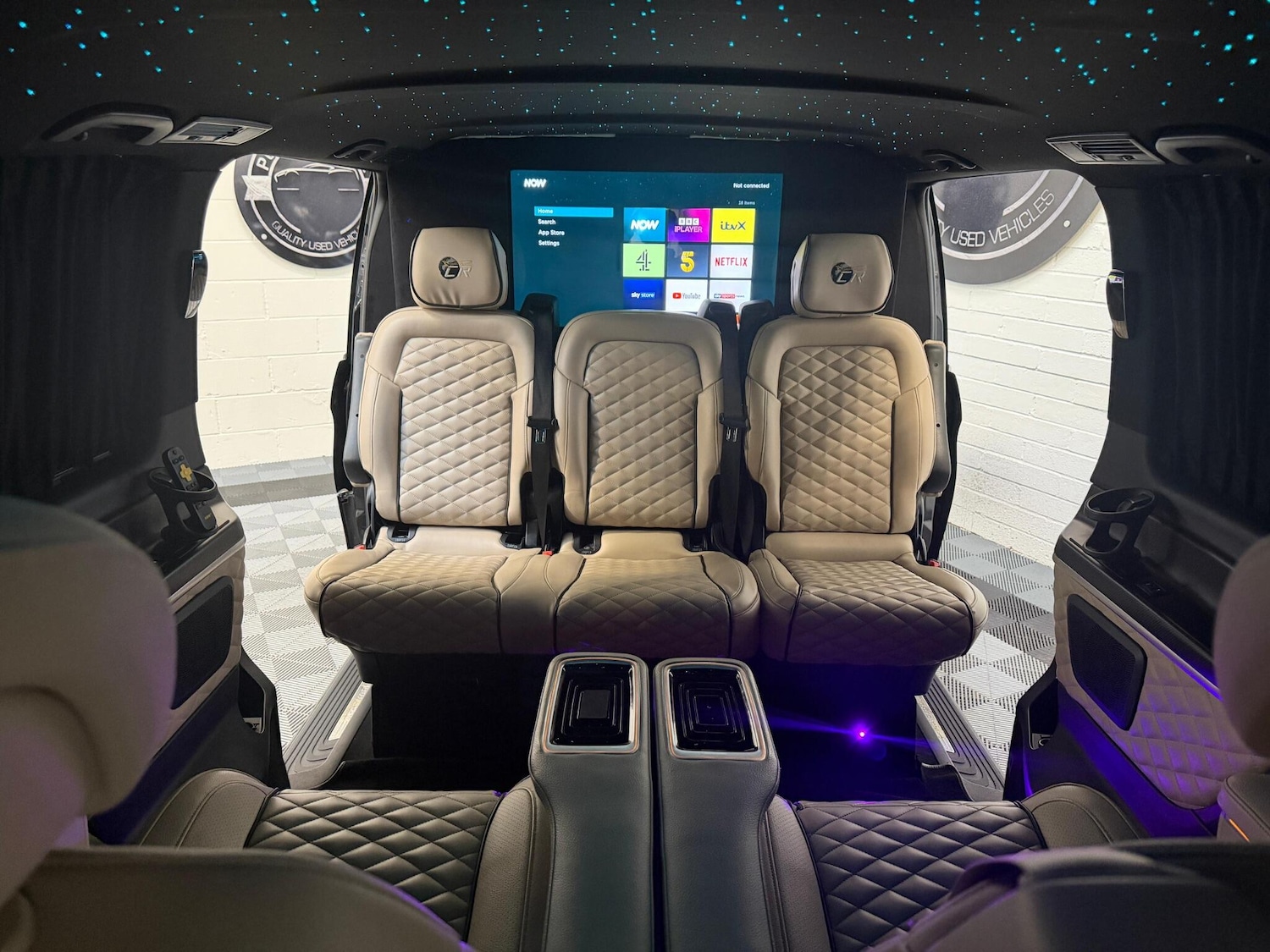 Used Mercedes-Benz V-Class 2017 for sale - 77951740: Photo 1