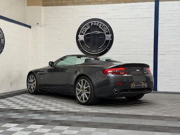 Used Aston Martin Vantage 2009 for sale - 77804975: Photo