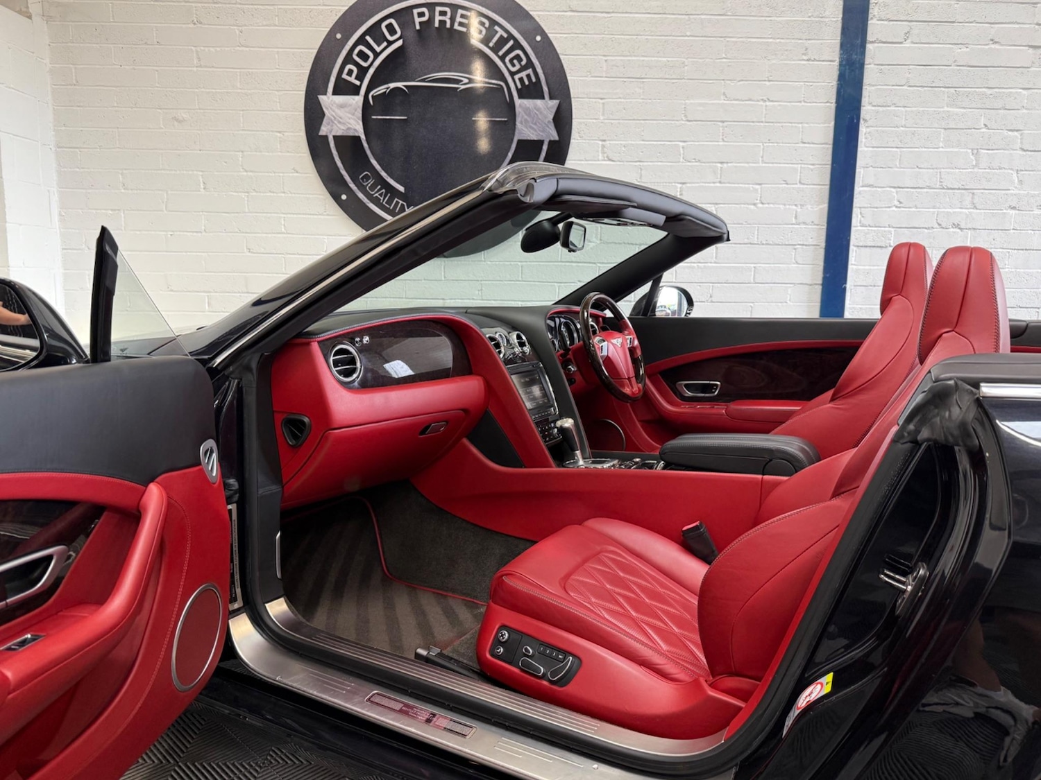 Used Bentley Continental 2012 for sale - 76690919: Photo 19