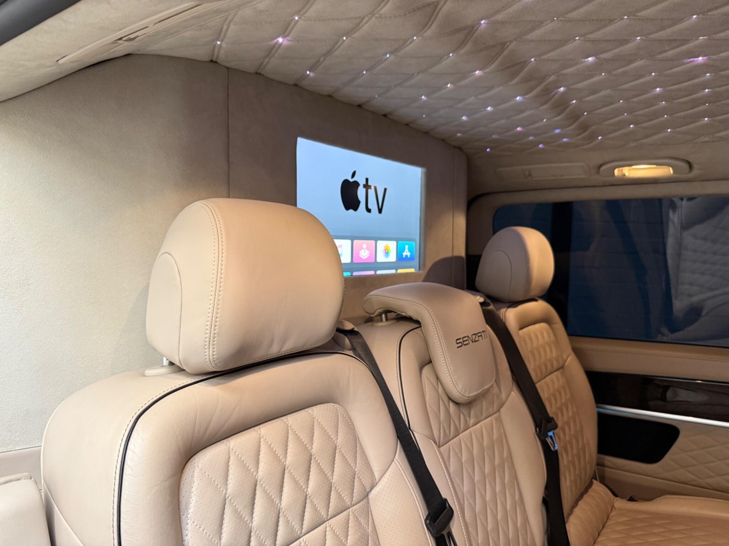 Used Mercedes-Benz V-Class 2017 for sale - 76690928: Photo 11