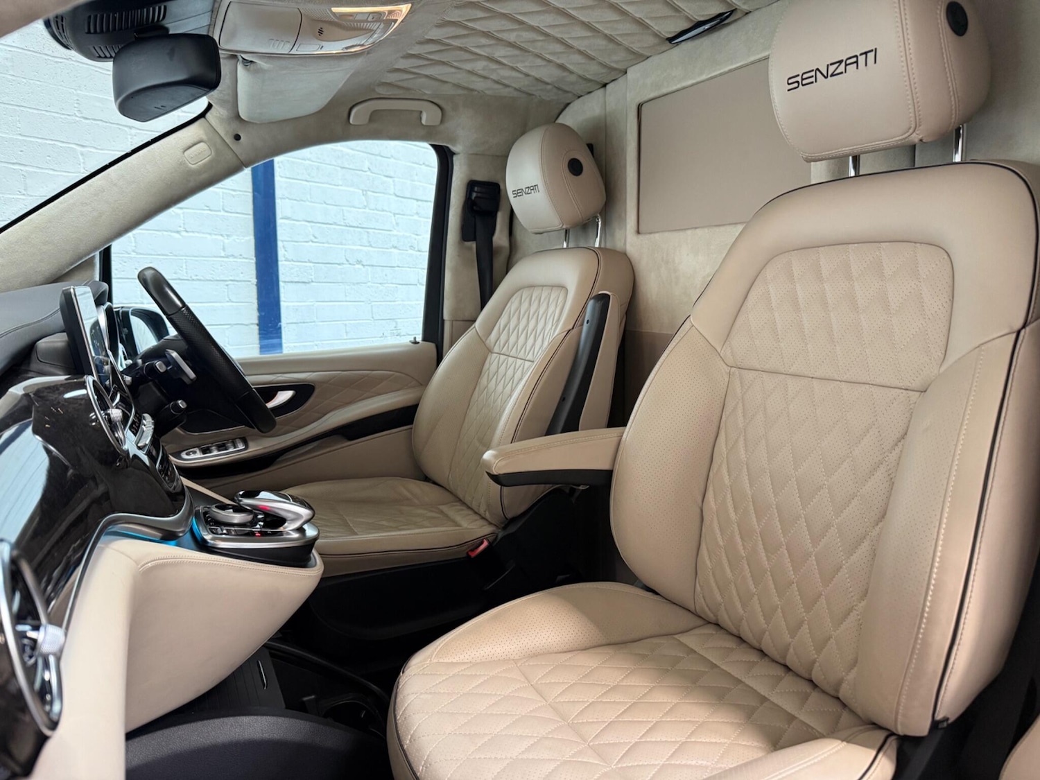 Used Mercedes-Benz V-Class 2017 for sale - 76690928: Photo 13