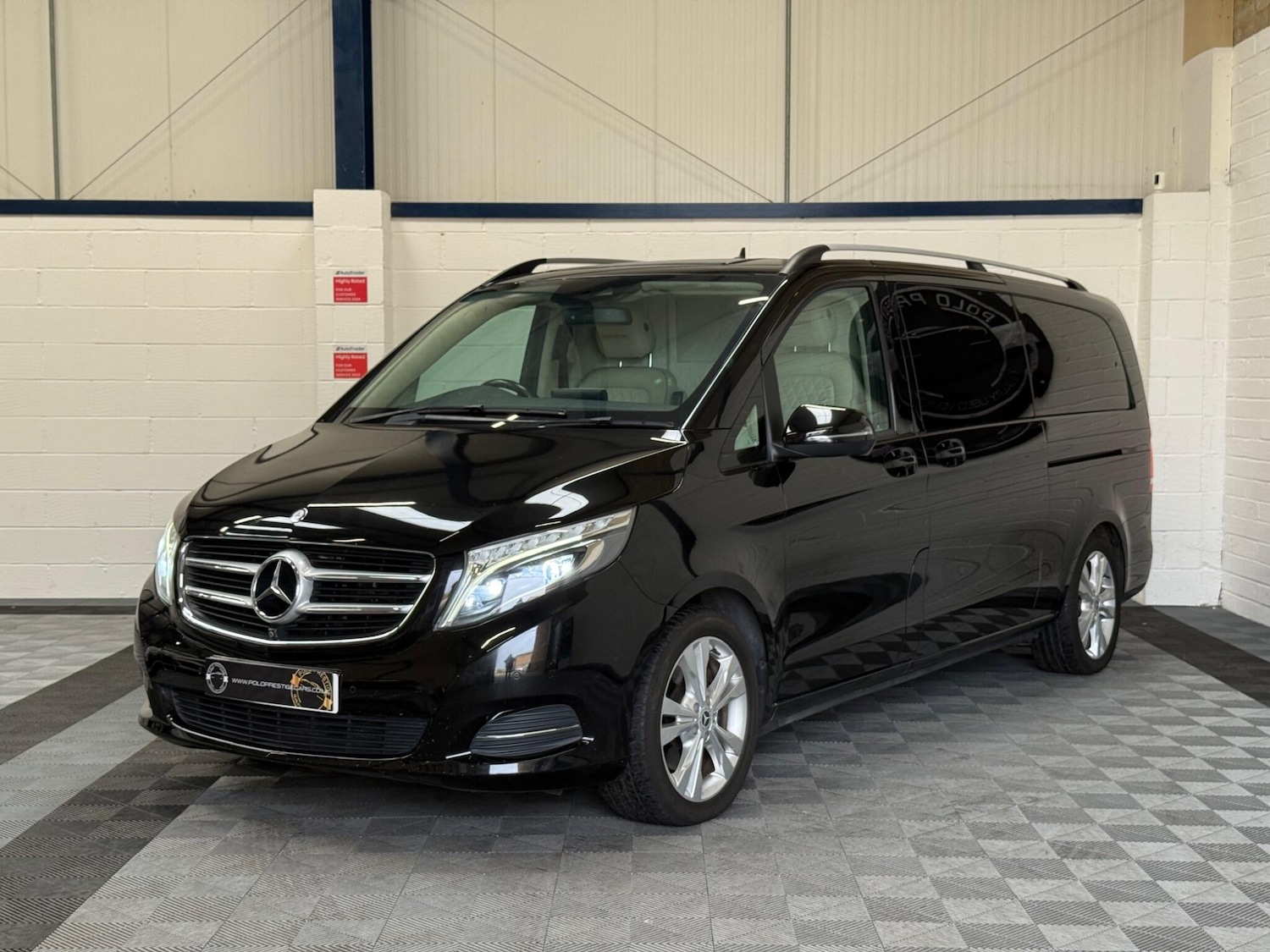 Used Mercedes-Benz V-Class 2017 for sale - 76690928: Photo 16