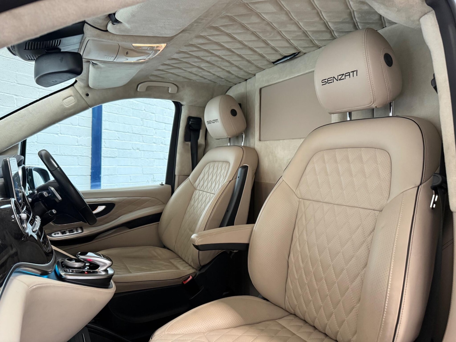 Used Mercedes-Benz V-Class 2017 for sale - 76690928: Photo 18