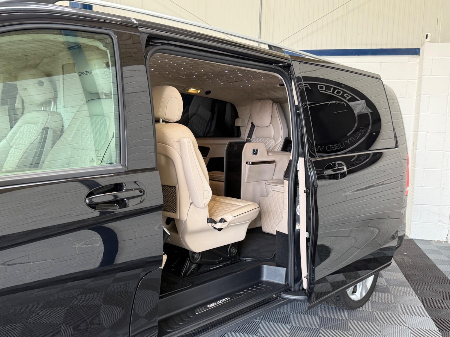 Used Mercedes-Benz V-Class 2017 for sale - 76690928: Photo 47