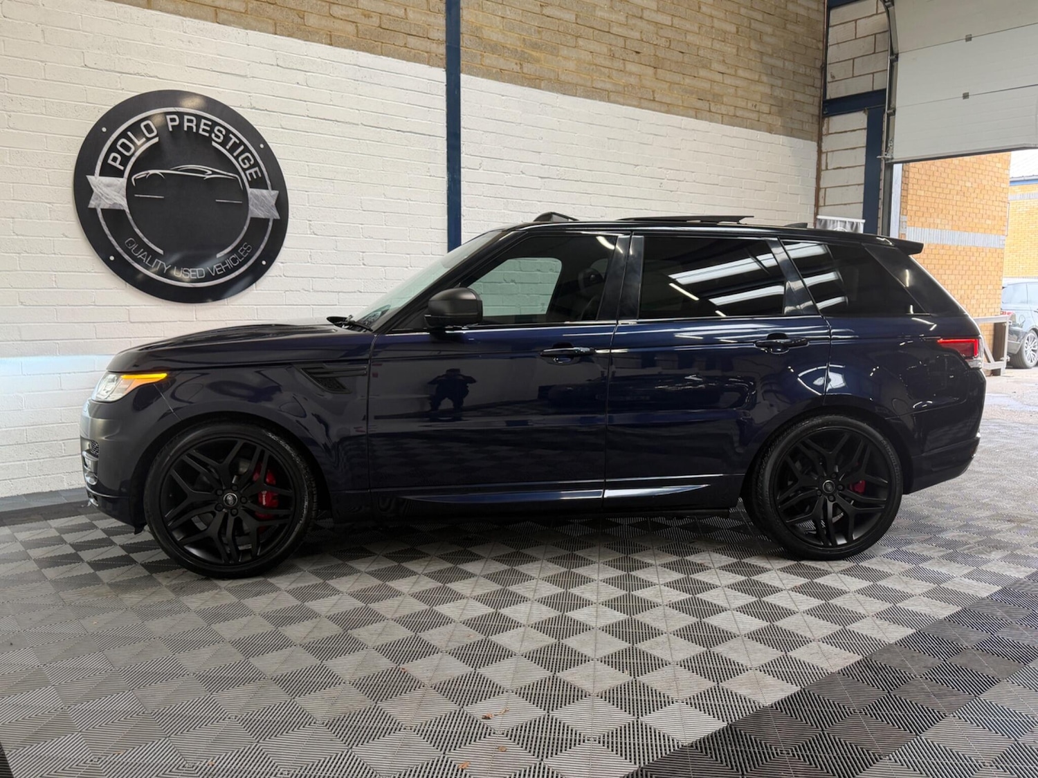 Used Land Rover Range Rover Sport 2017 for sale - 78003610: Photo 14