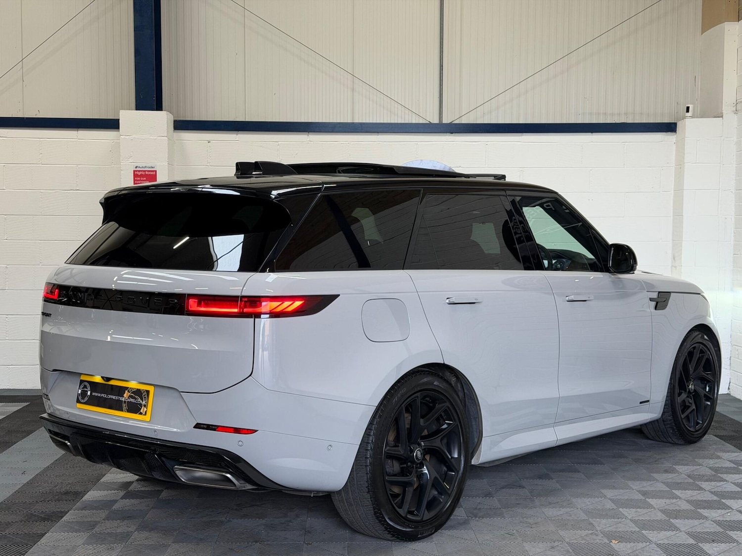 Used Land Rover Range Rover Sport 2024 for sale - 77901854: Photo 11