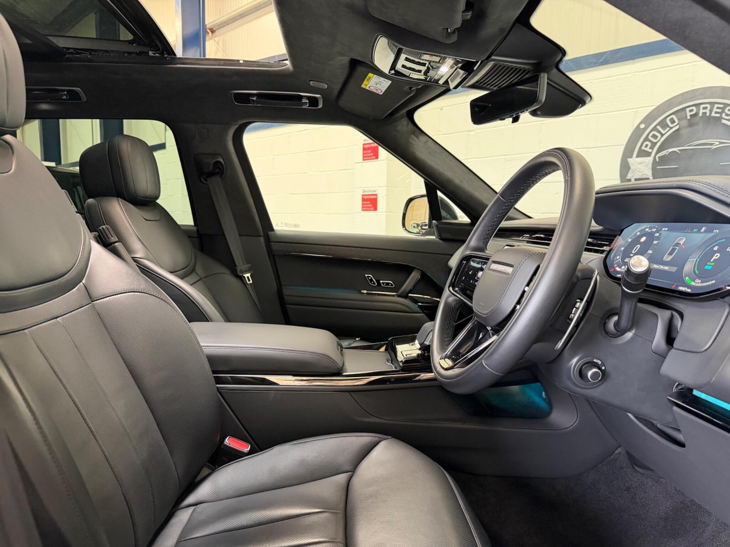 Used Land Rover Range Rover Sport 2024 for sale - 77901854: Photo 12