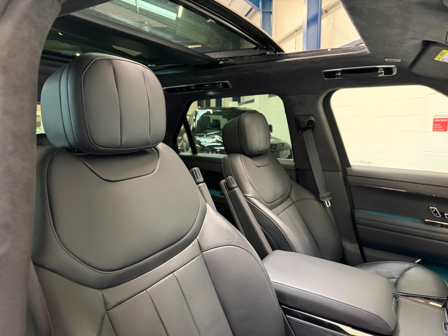 Used Land Rover Range Rover Sport 2024 for sale - 77901854: Photo 19