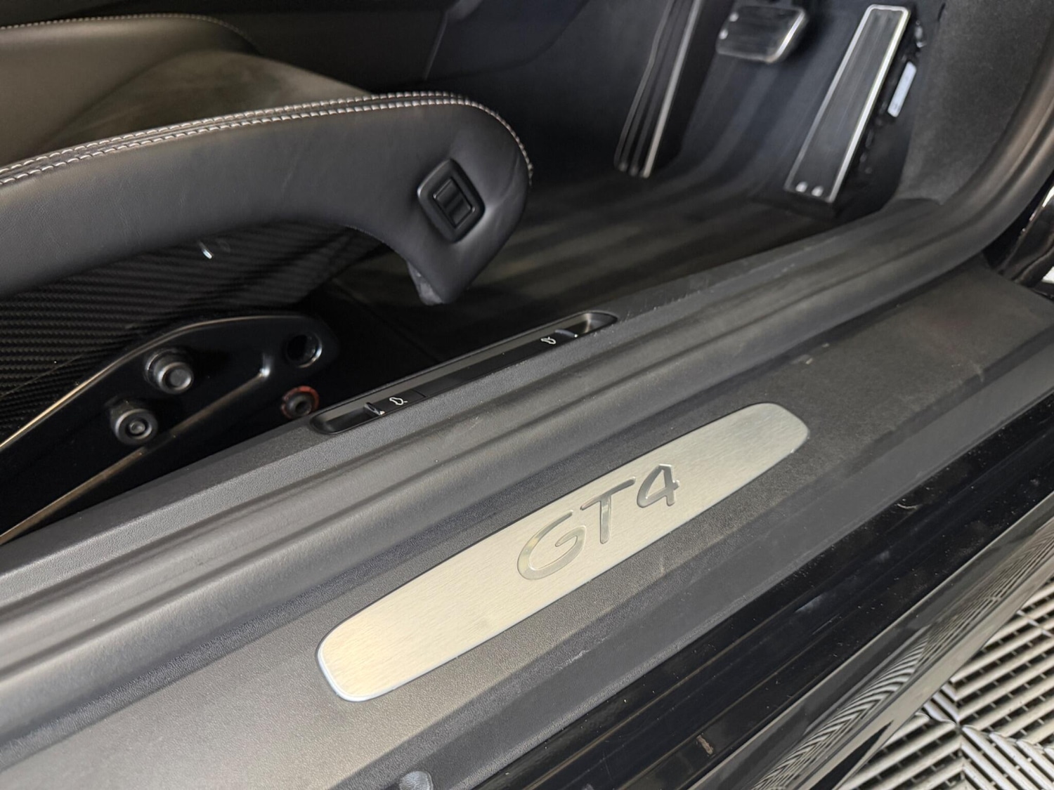 Used Porsche 718 Cayman for sale - 77639450: Photo 38