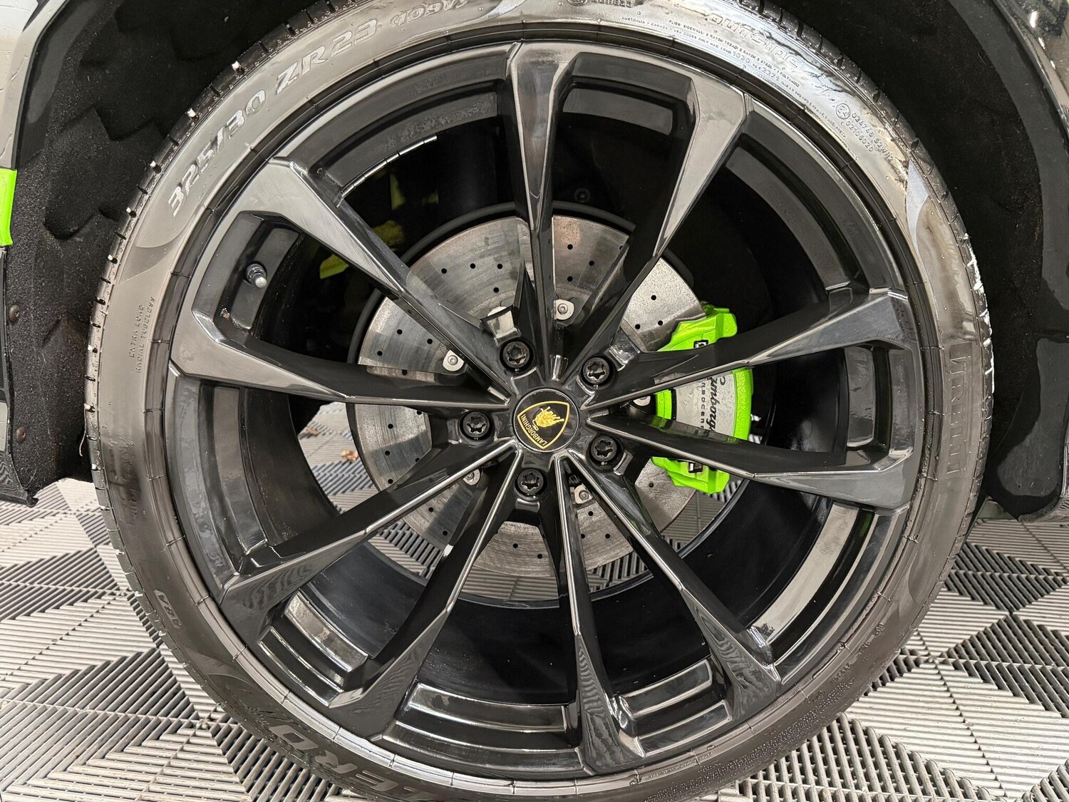 Used Lamborghini Urus 2022 for sale - 76863072: Photo 15