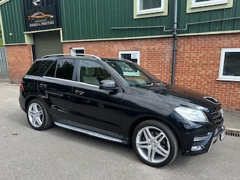 2013 - 3.0 ML350 V6 BlueTEC AMG Sport SUV 5dr Diesel G-Tronic 4WD Euro 6 (s/s) (25
