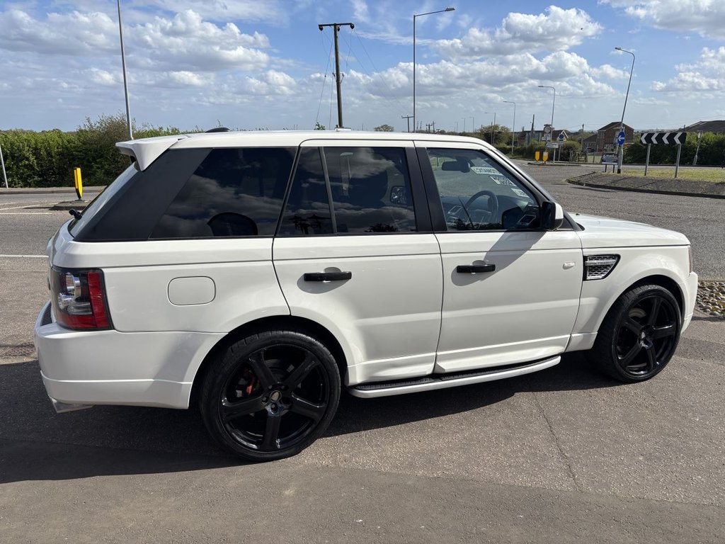 Used Land Rover Range Rover Sport 2010 for sale - 78212712: Photo 10