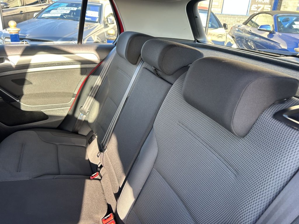 Used Volkswagen Golf 2014 for sale - 77276197: Photo 22