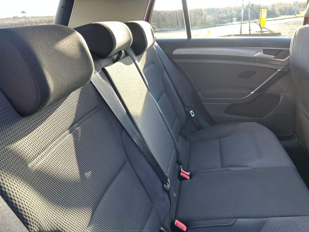 Used Volkswagen Golf 2014 for sale - 77276197: Photo 24