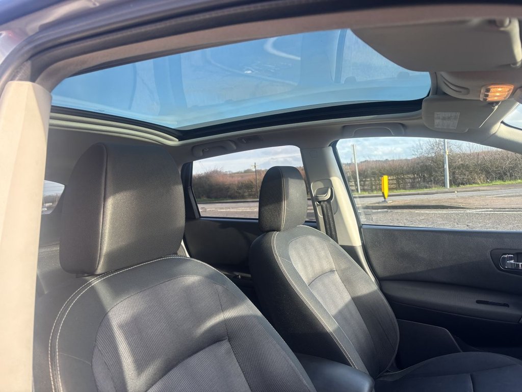 Used Nissan Qashqai 2010 for sale - 77408103: Photo 21