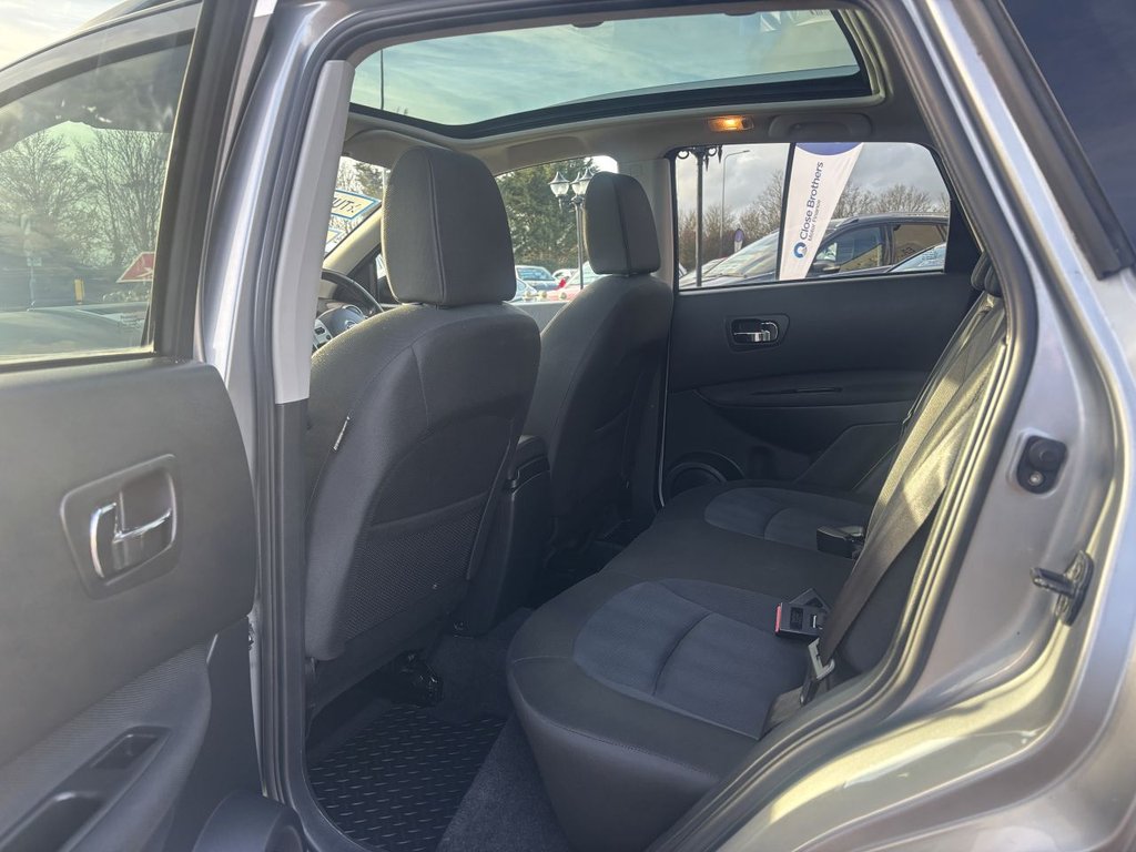 Used Nissan Qashqai 2010 for sale - 77408103: Photo 25