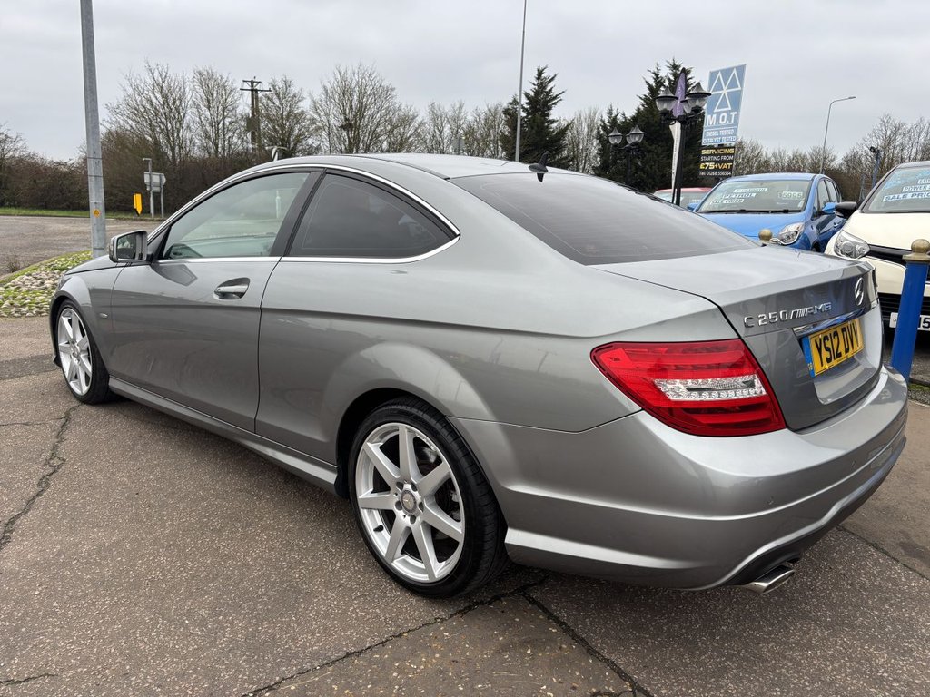 Used Mercedes-Benz C Class 2012 for sale - 77148386: Photo 12