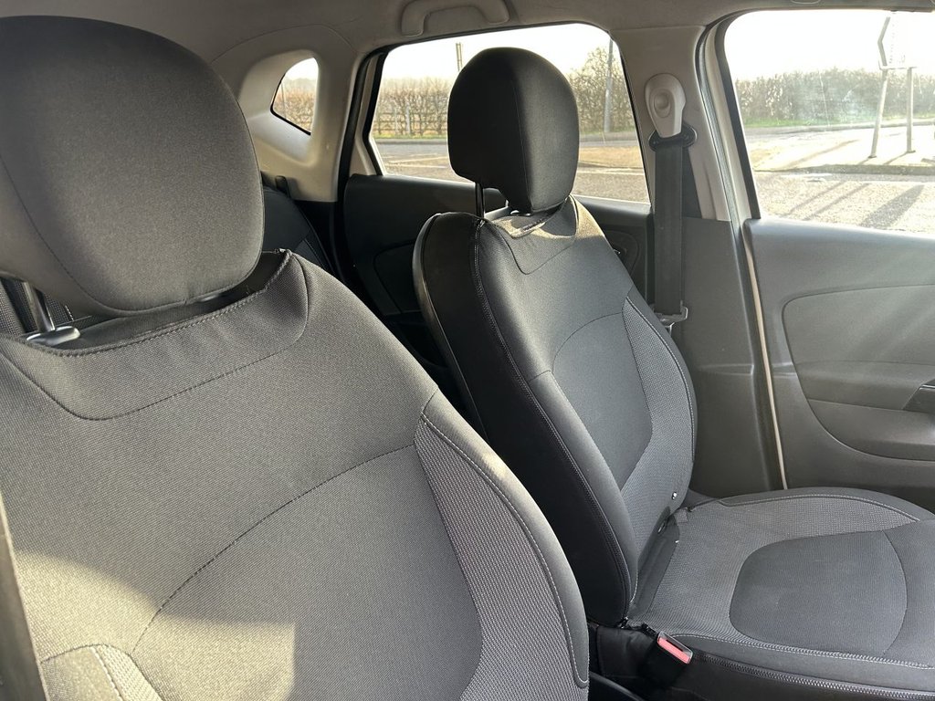 Used Renault Captur 2015 for sale - 77148384: Photo 16