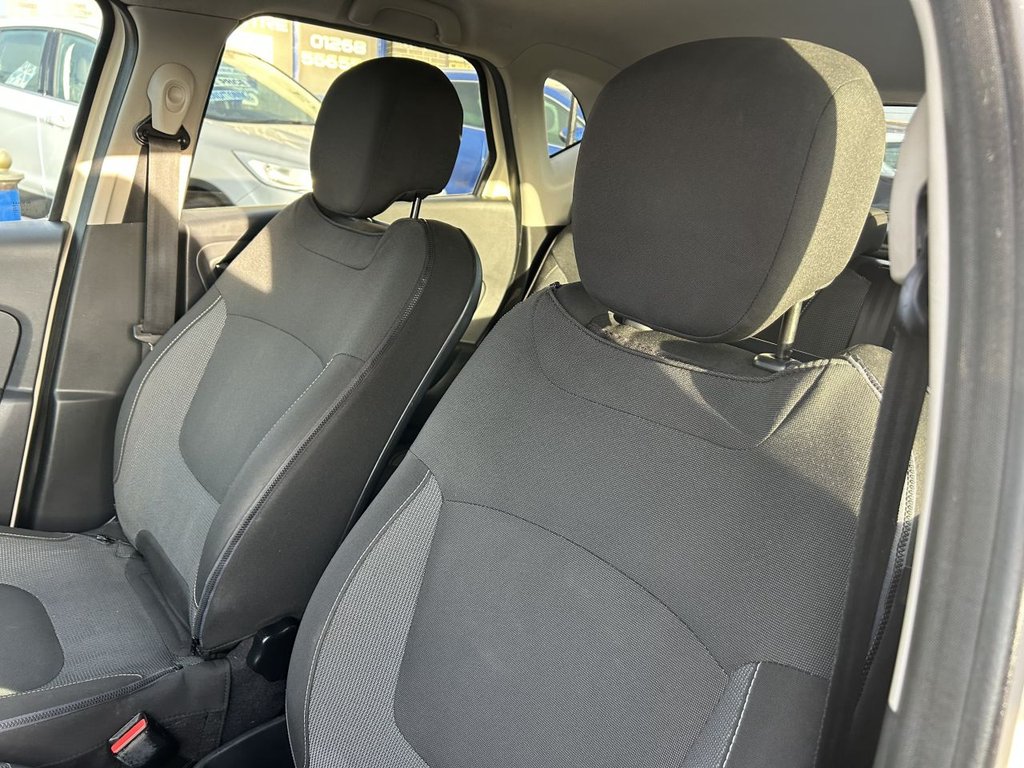 Used Renault Captur 2015 for sale - 77148384: Photo 20