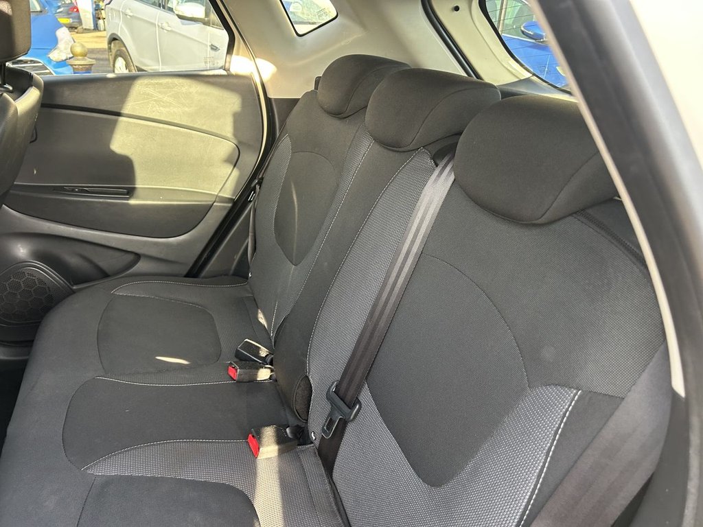 Used Renault Captur 2015 for sale - 77148384: Photo 23