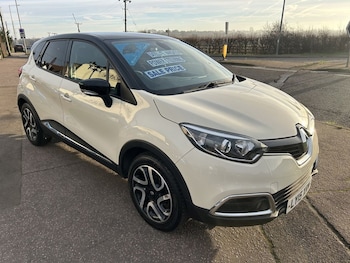 Used Renault Captur 2015 for sale - 77148384: Photo