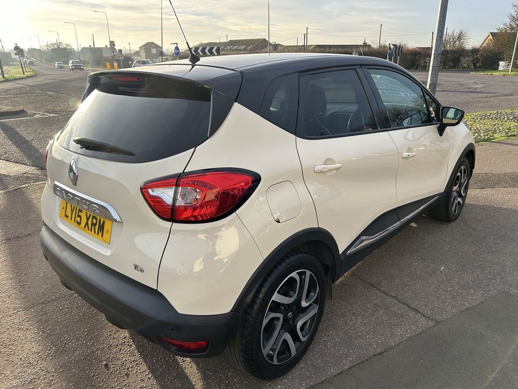 Used Renault Captur 2015 for sale - 77148384: Photo 4