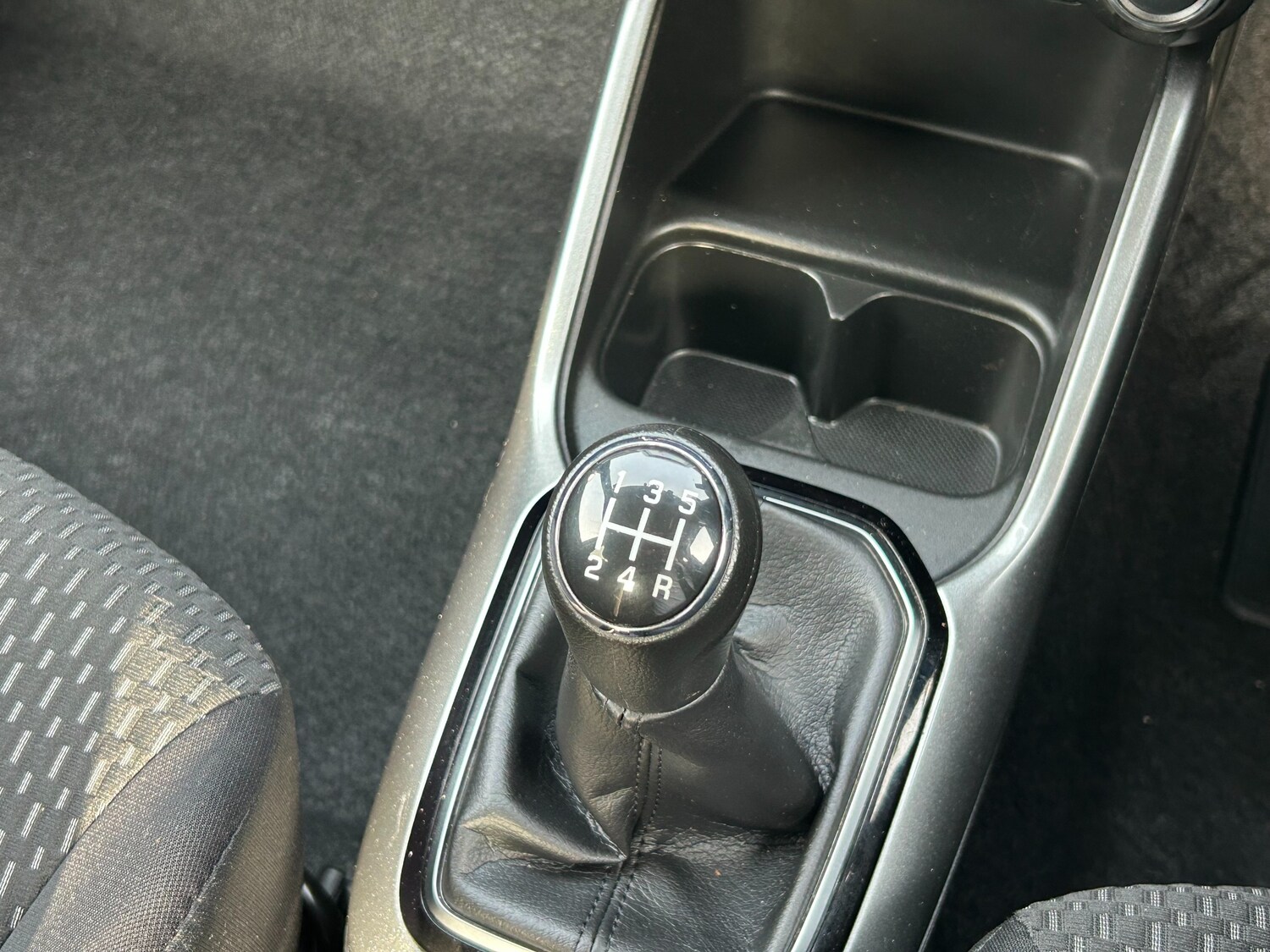 Used Suzuki Ignis 2022 for sale - 77764227: Photo 48