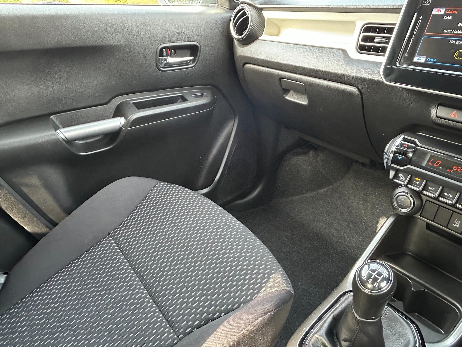 Used Suzuki Ignis 2022 for sale - 77764227: Photo 52