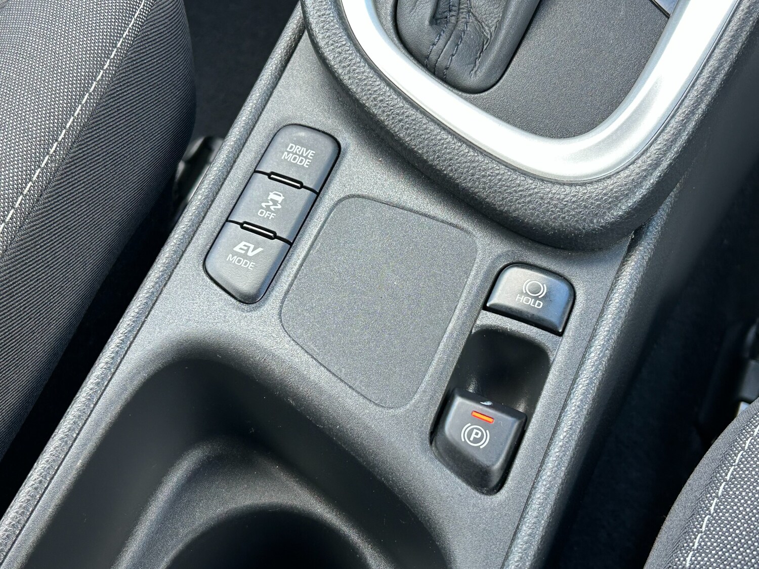 Used Toyota Yaris 2022 for sale - 77498084: Photo 50